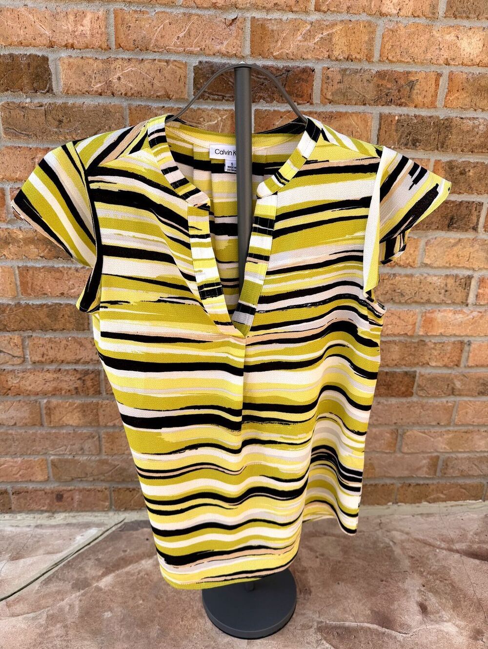Calvin Klein Yellow Black Striped Split Neck Blouse Women’s Size Small